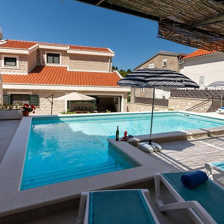 Lovely Home In Klek With House A Panoramic View Exteriér fotografie
